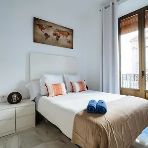 https://apartamento-de-lujo-junto-a-la-catedral.es-andalucia.com